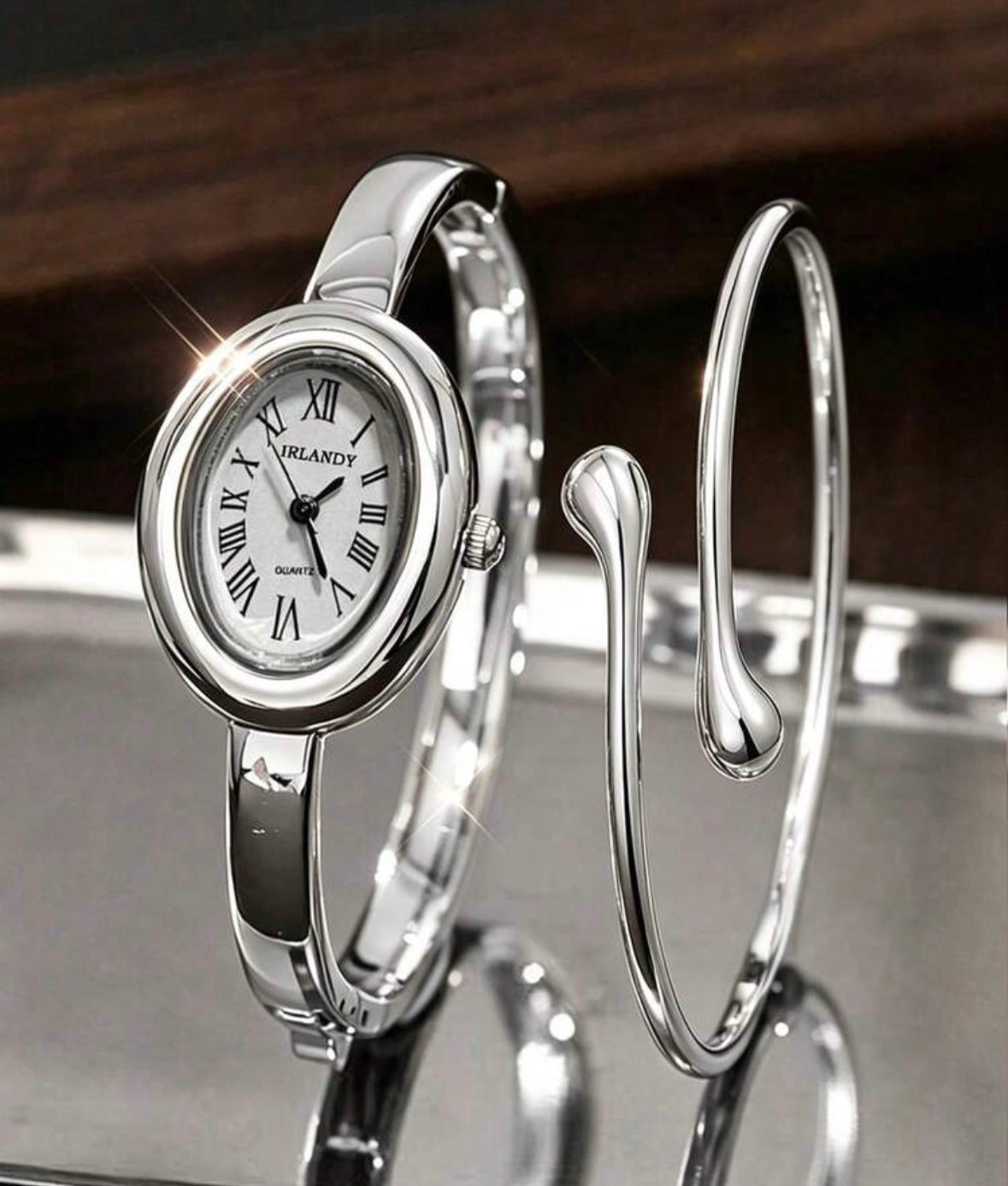Relógio Feminino Vintage + Pulseira - lifestyle