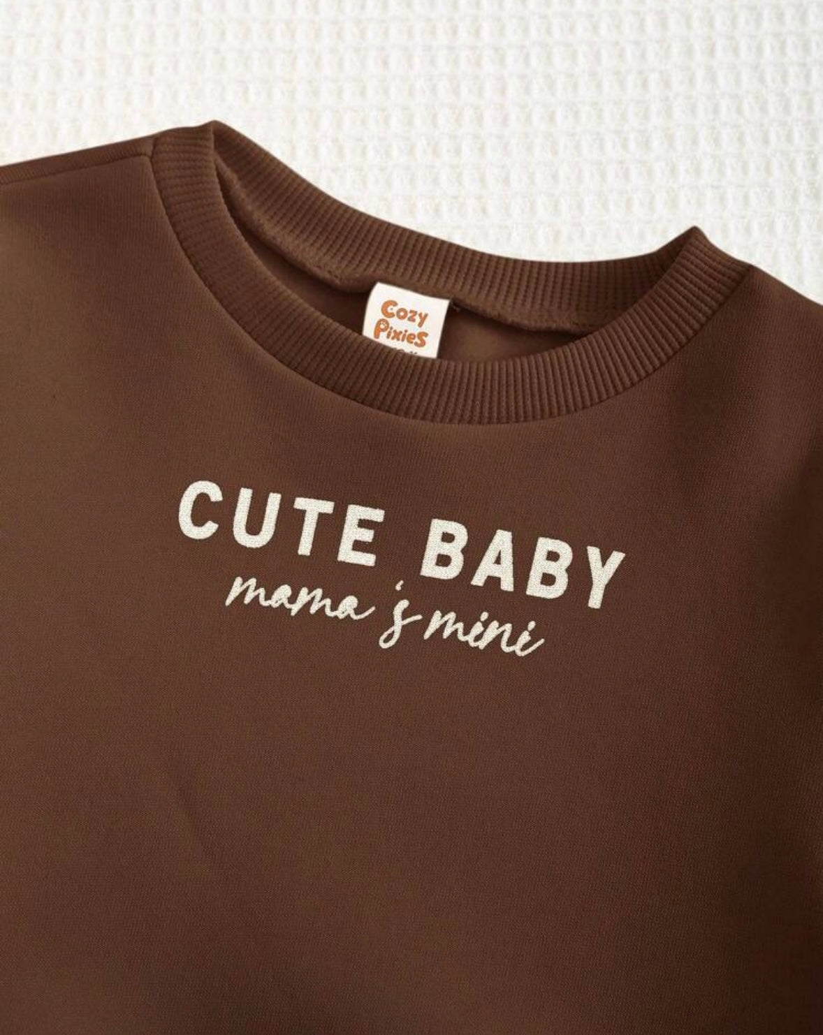 Conjunto de 2 Peças para Bebê Menino em uso