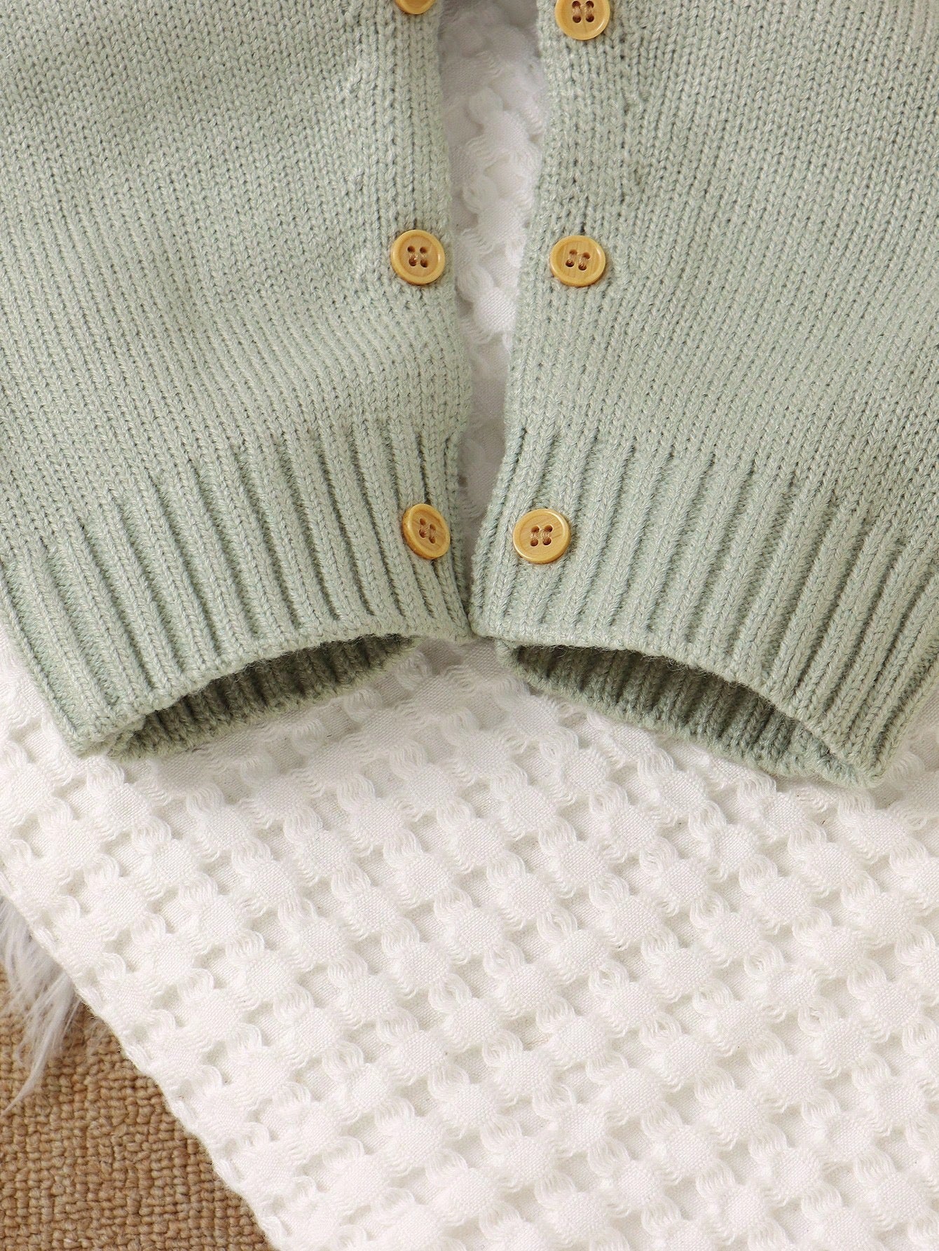 Macacão Sem Mangas com Gola, Estilo Casual Minimalista em uso